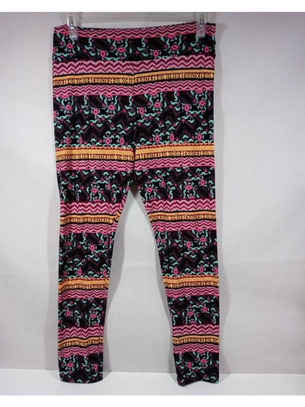New LuLaRoe Tall & Curvy Leggings Black With Bright Colorful Western Designs